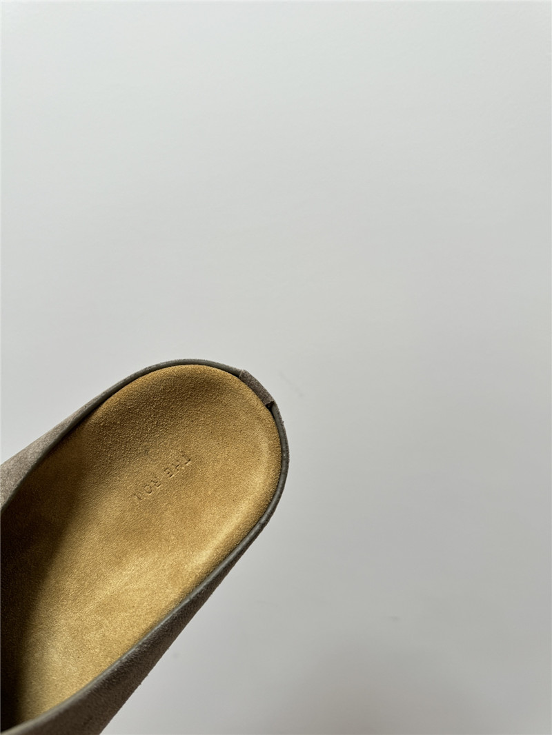 The R0w hugo suede mules