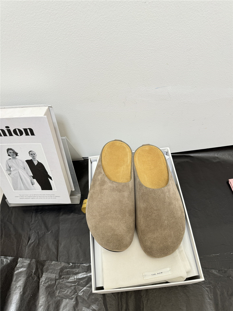 The R0w hugo suede mules