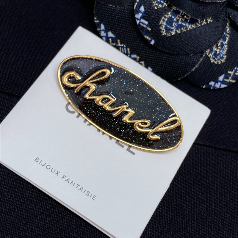 Ch**el english letter enamel brooch