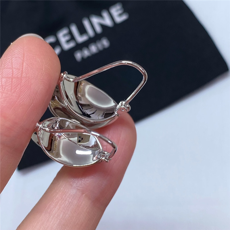 Ce1i*e bag earrings