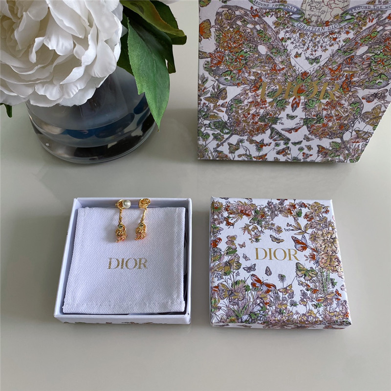 D10r pearl rose earrings