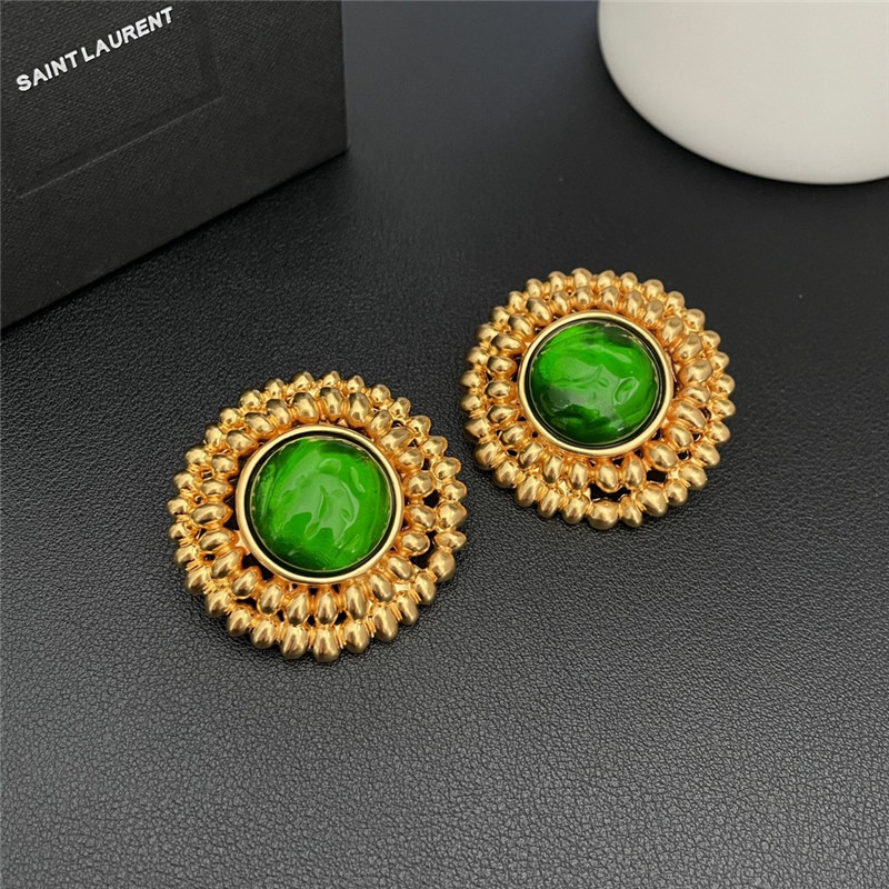 Y51 vintage floral ear clips