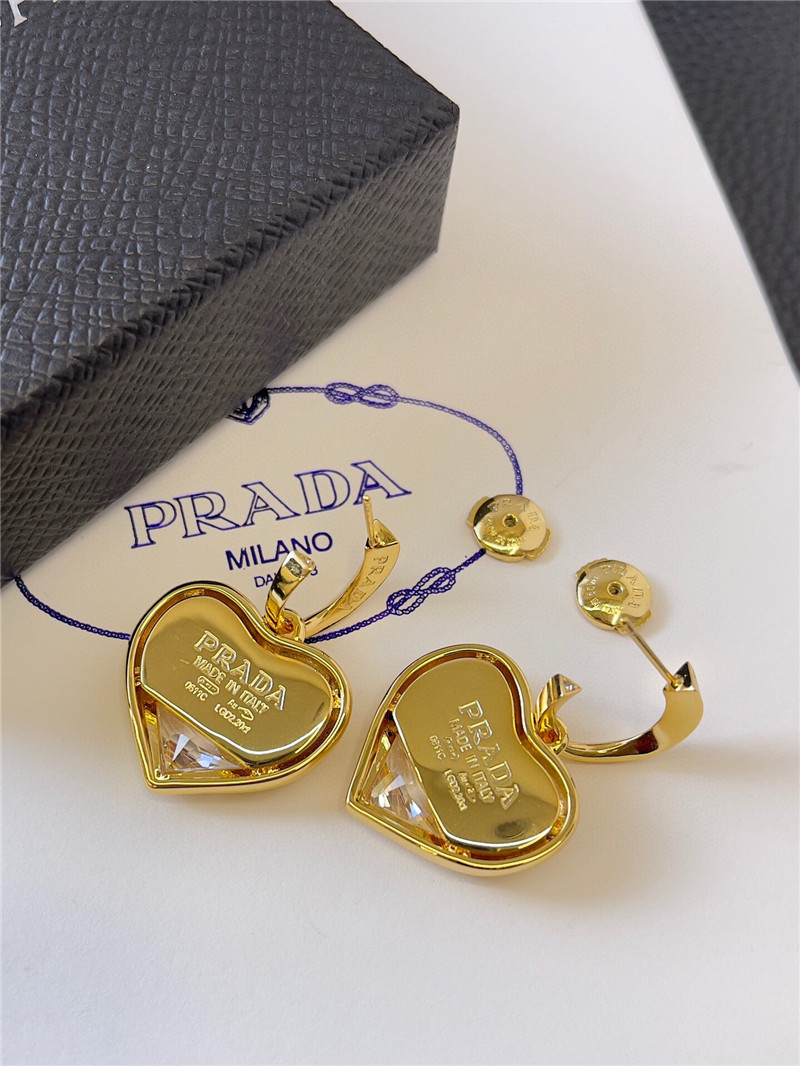 Pra*a new triangle love earrings