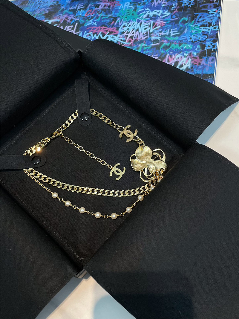 Ch**el double camellia necklace