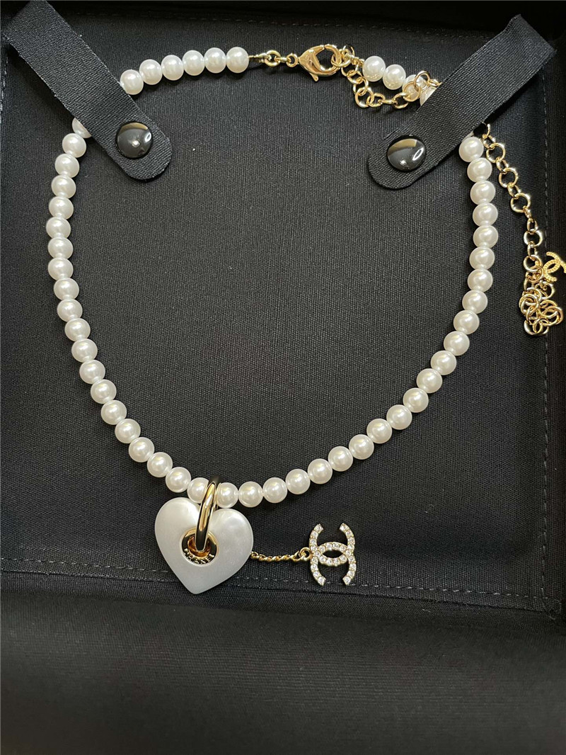 Ch**el double c white love pearl necklace