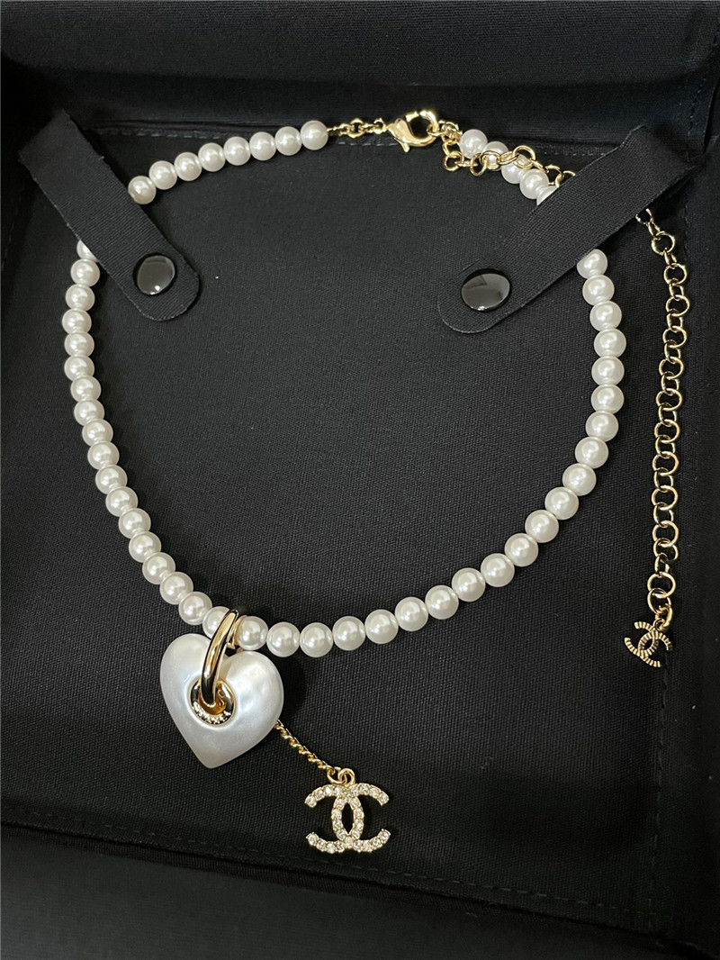 Ch**el double c white love pearl necklace