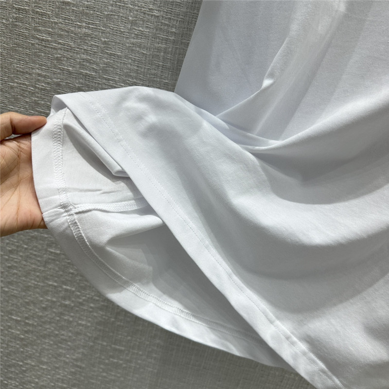 L0ew*! toothbrush embroidered large logo t-shirt replica clothes