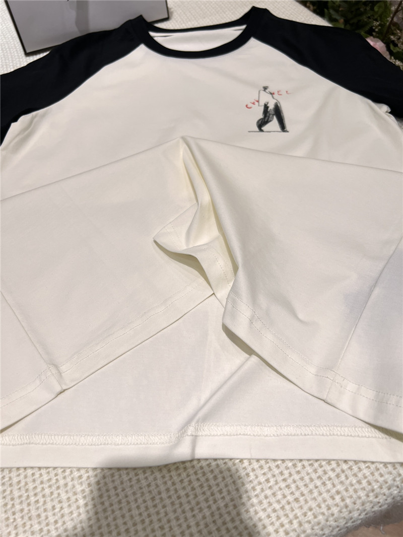 Ch**el secondhand hand-painted raglan t-shirt replica clothes