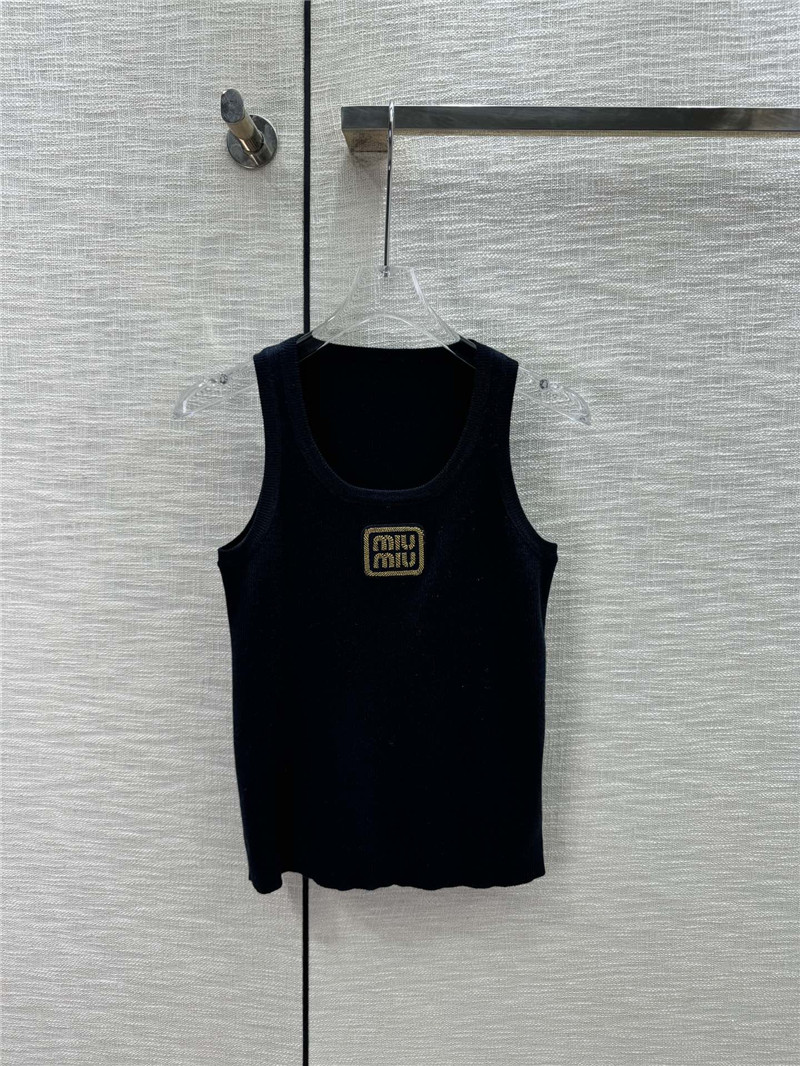 M1um1u gold thread logo knitted vest replicas clothes