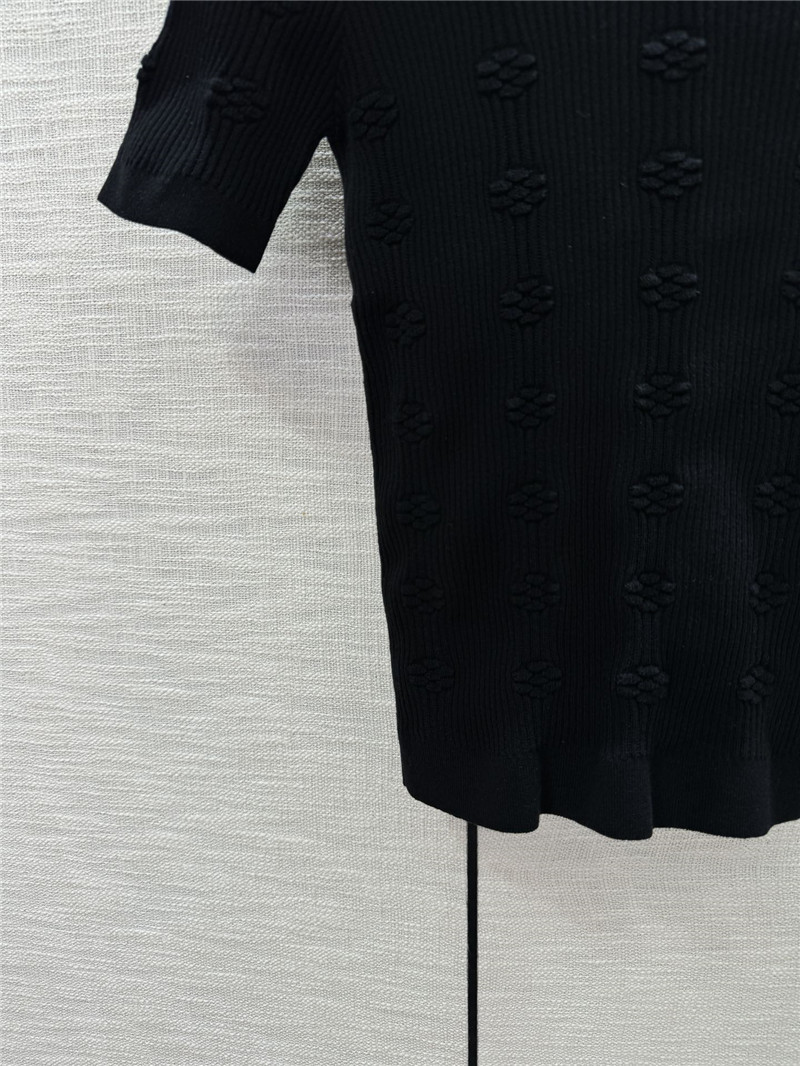 Ch**el jacquard short-sleeve knit top in black