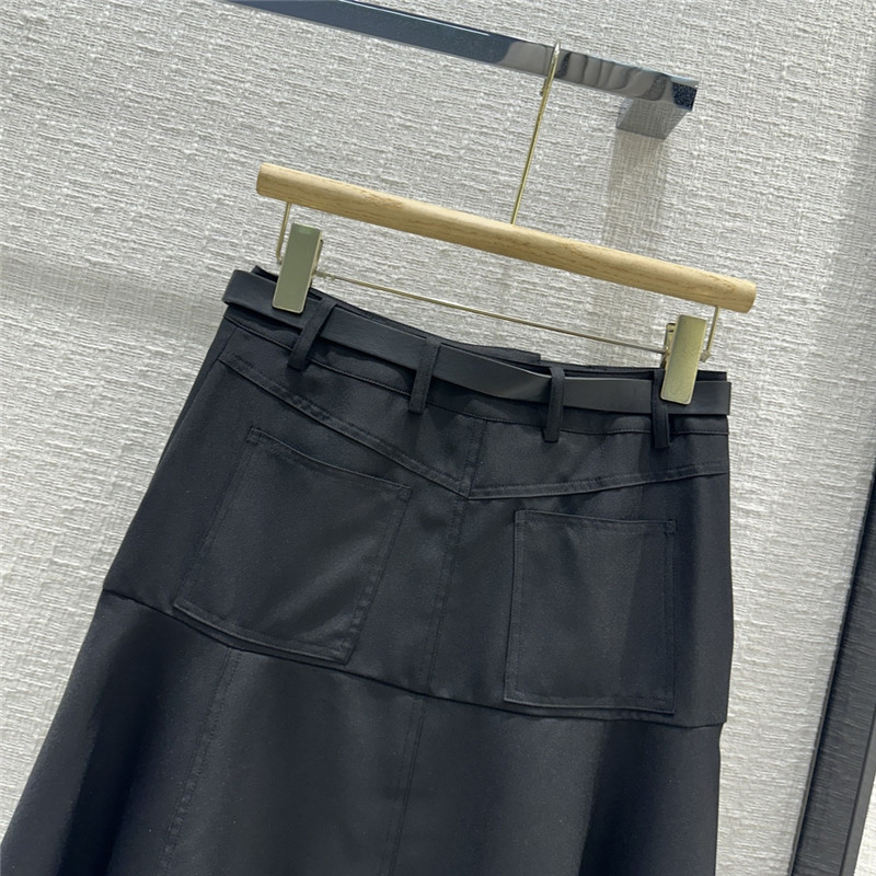 Va1e*ntin0 casual midi skirt replica designer clothing websites