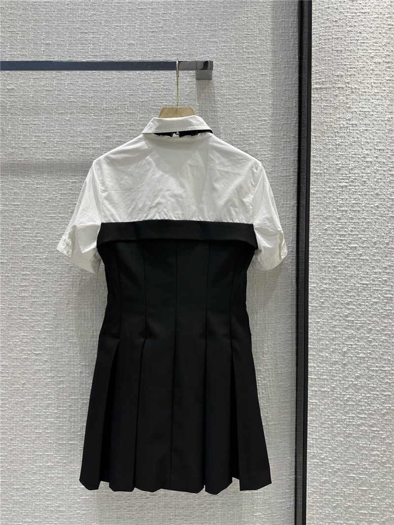 Va1e*ntin0 short sleeve dress replica clothing