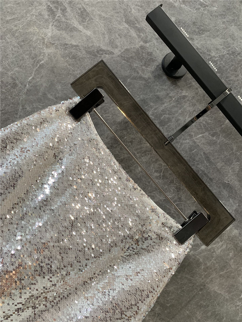 Ce1i*e sequin skirt replica clothing sites