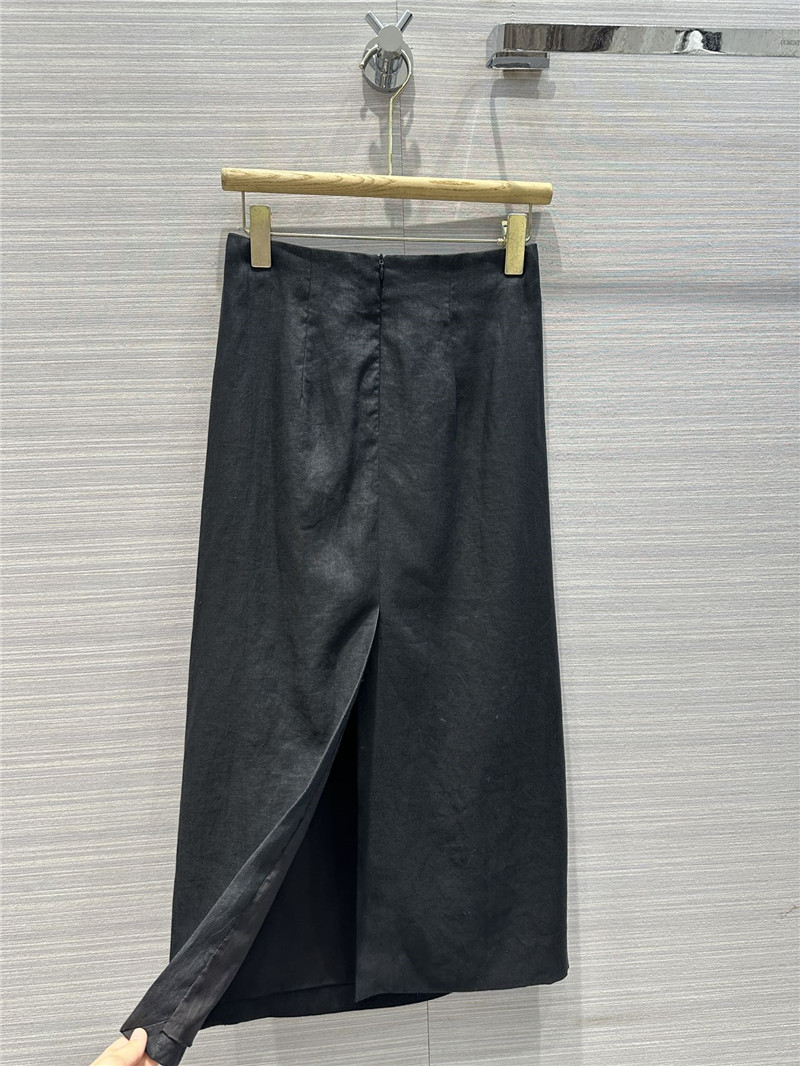 The R0w minimalist cotton and linen suit replica d&g clothing