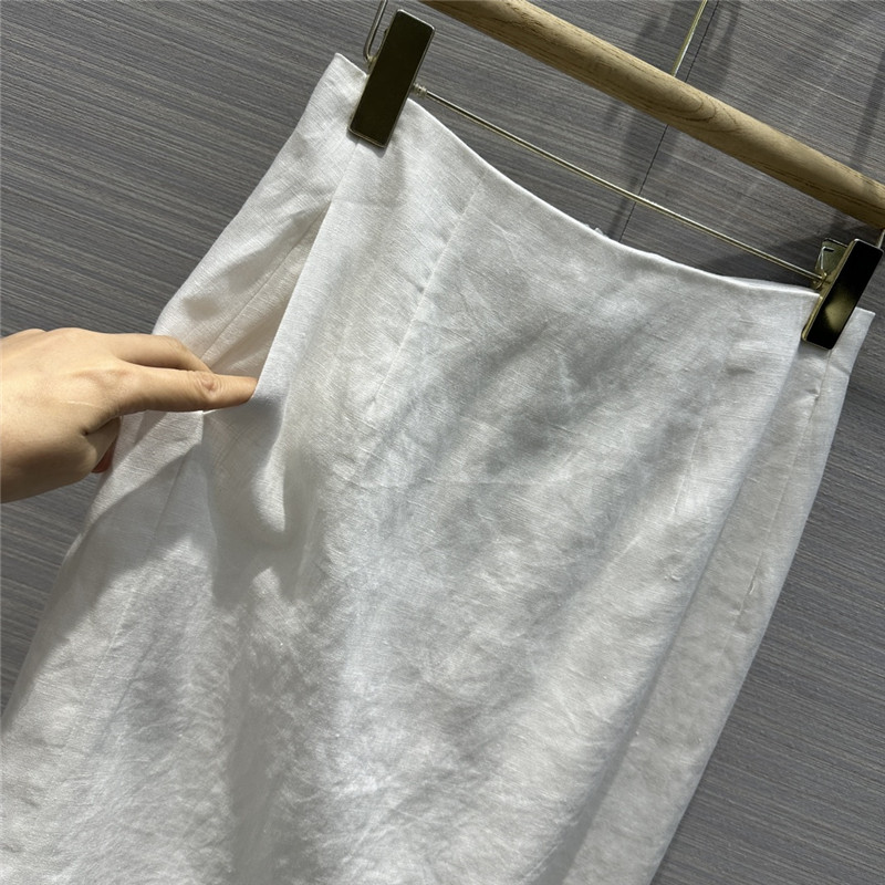 The R0w minimalist cotton and linen suit replica d&g clothing