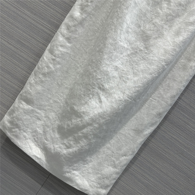 The R0w minimalist cotton and linen suit replica d&g clothing