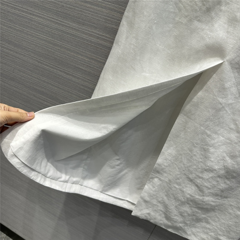 The R0w minimalist cotton and linen suit replica d&g clothing