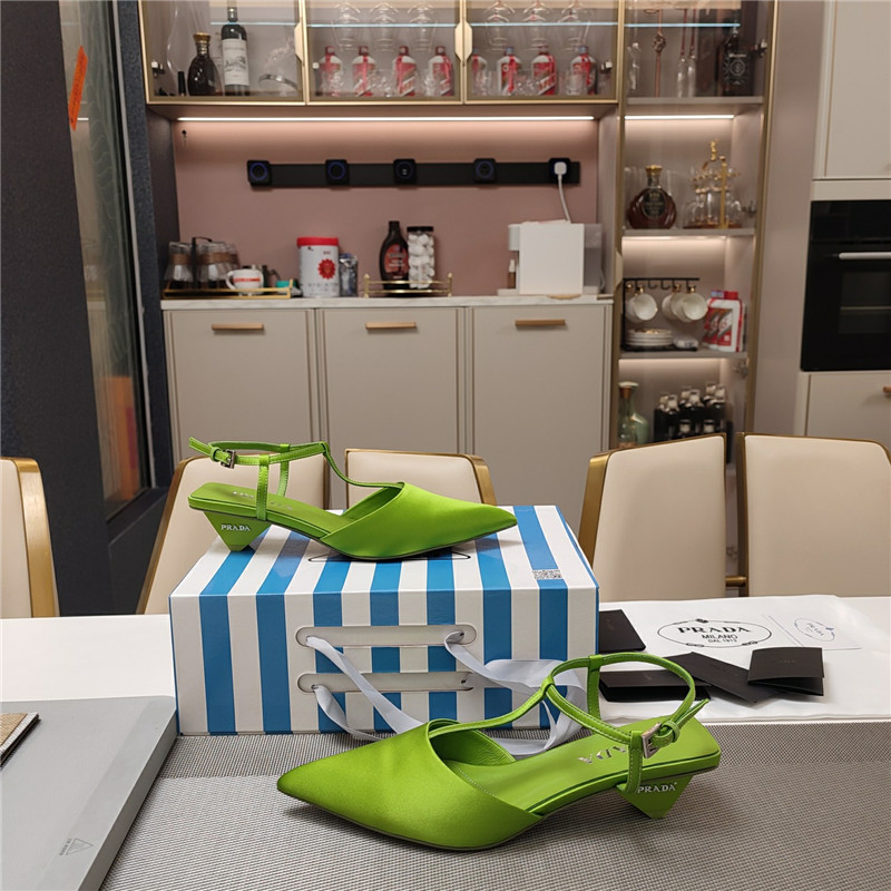 Pra*a leather slingback pumps in green