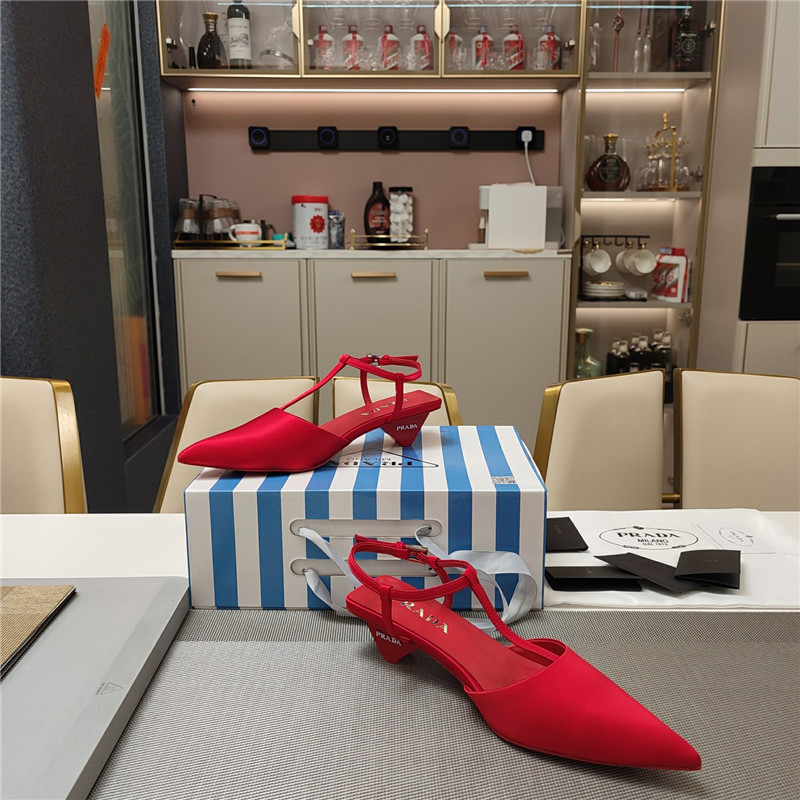 Pra*a pink leather slingback pumps