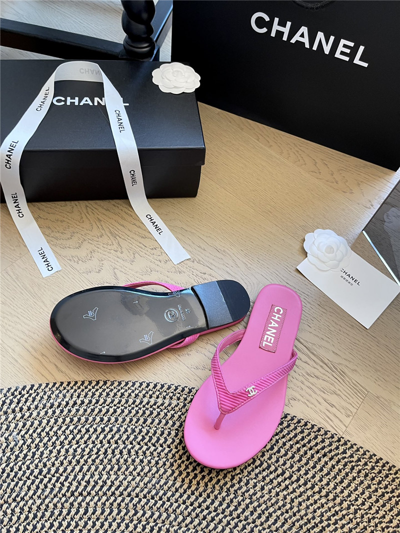 Ch**el flat fuchsia flip flops