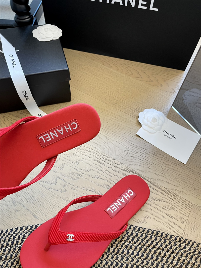 Ch**el flat red flip flops