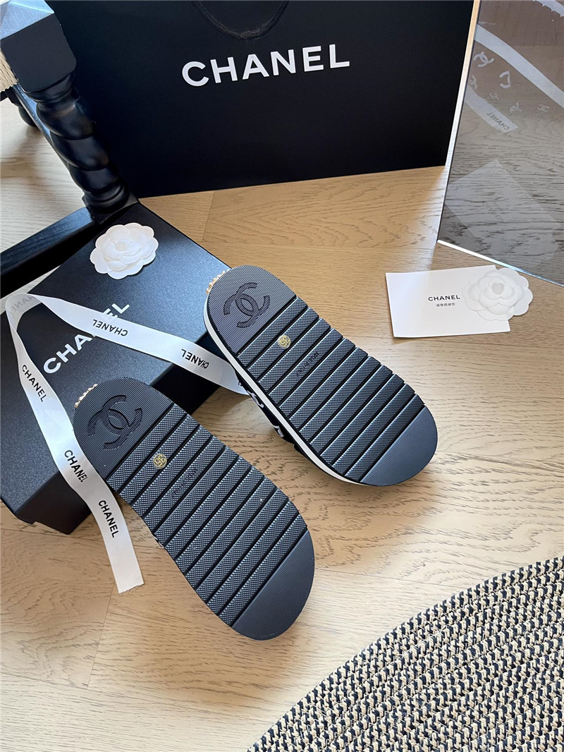 Ch**el velvet cross platform slides