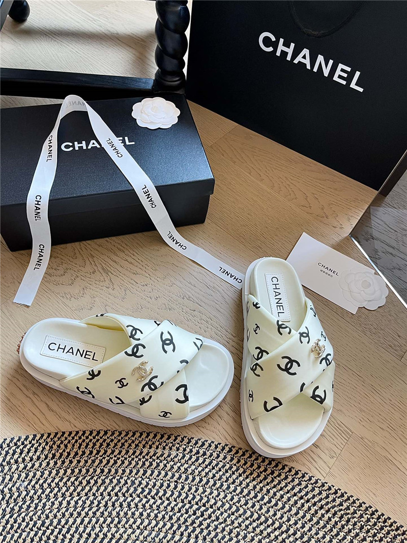 Ch**el velvet cross platform slides beige