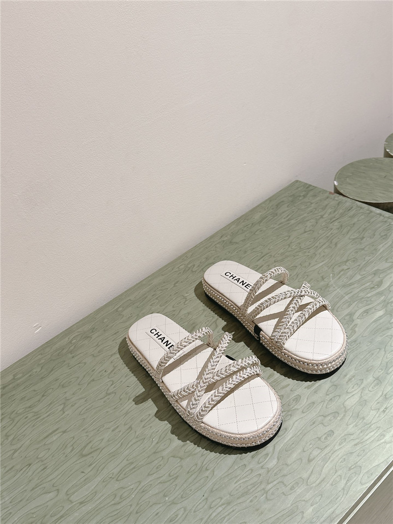 Ch**el logo espadrilles white slides