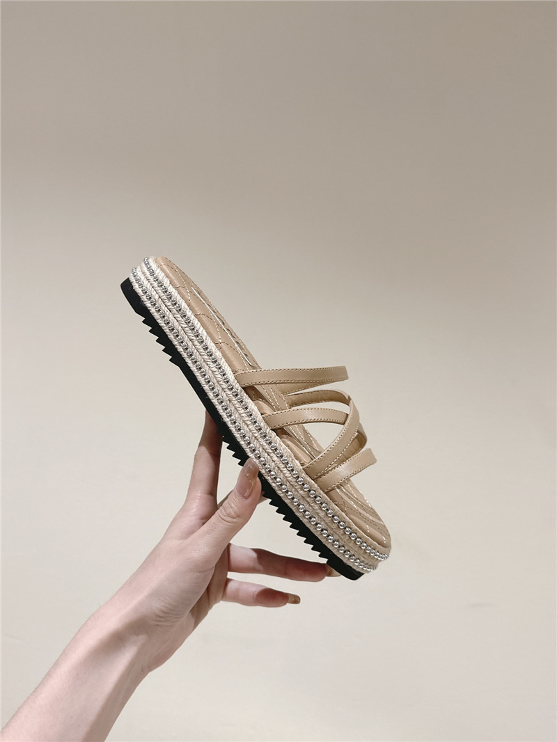 Ch**el logo espadrilles beige slides