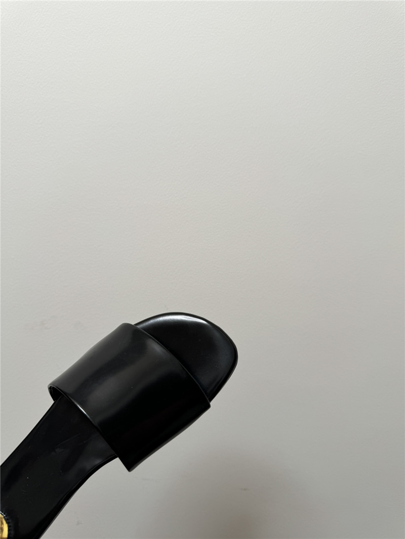 Sa1nt Lau*nt carlyle flat slide