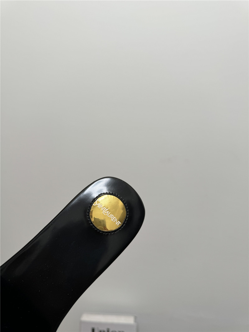 Sa1nt Lau*nt carlyle flat slide