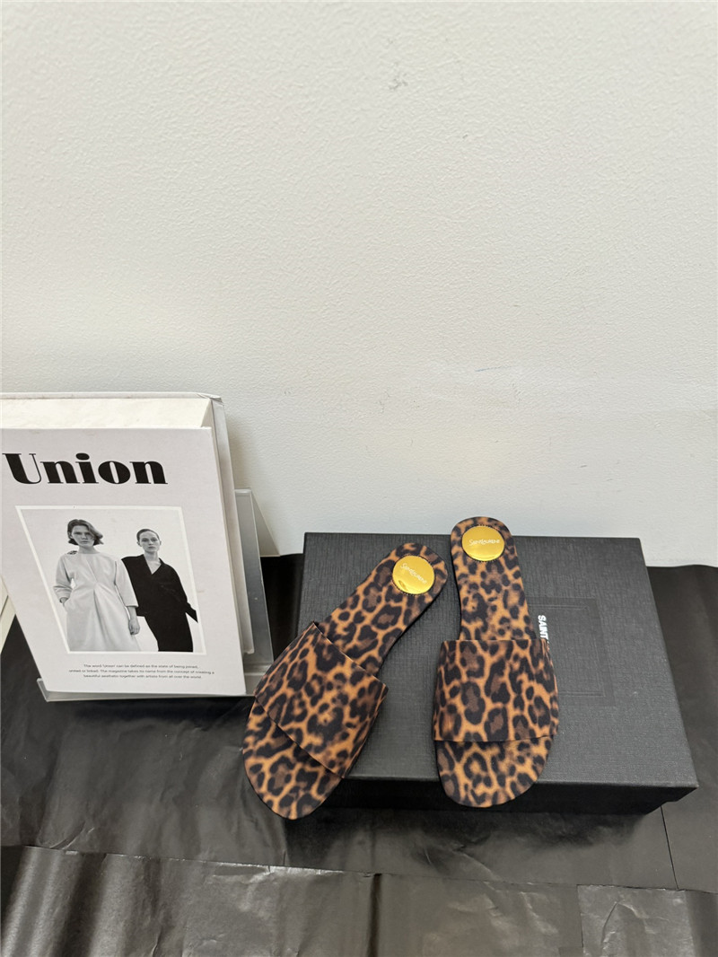 Sa1nt Lau*nt leopard print slides