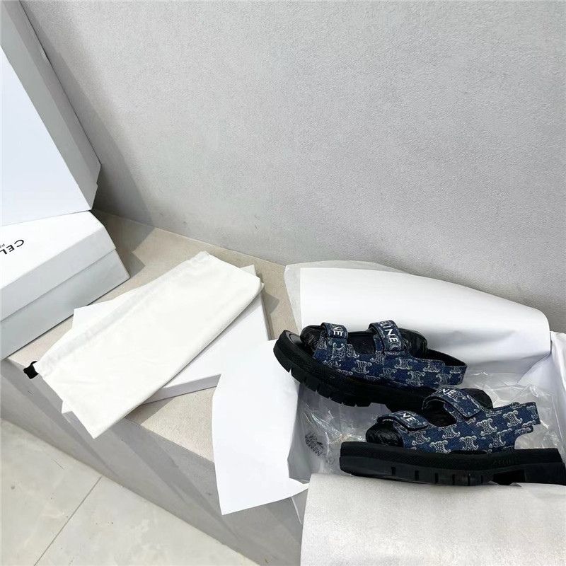 Ce1i*e leo leather sandals