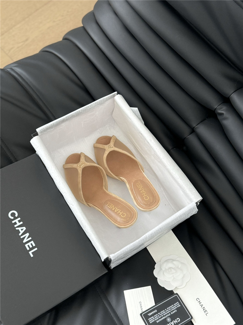 Ch**el mesh grosgrain logo mules beige