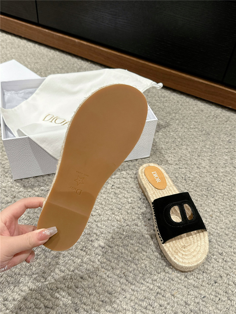 D10r cd suede espadrille slides black