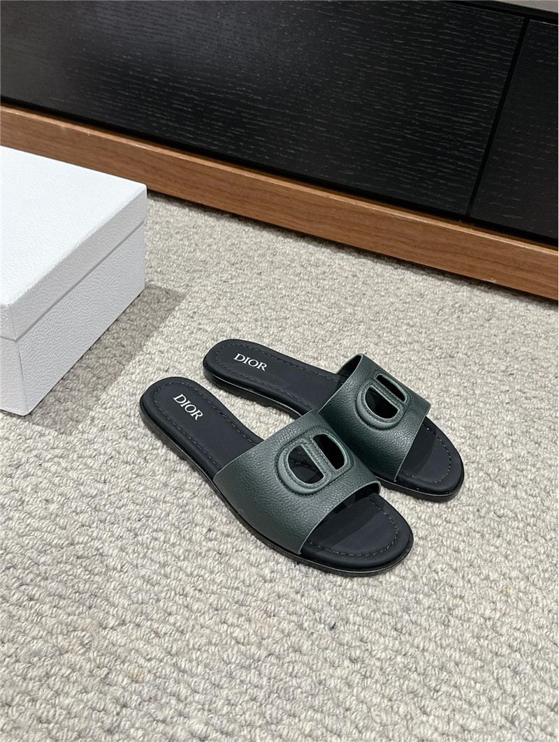 D10r d-club green leather slides
