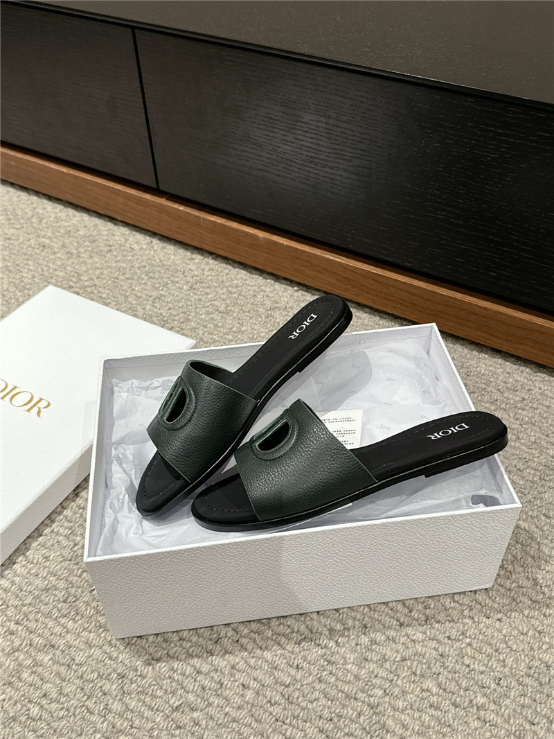 D10r d-club green leather slides