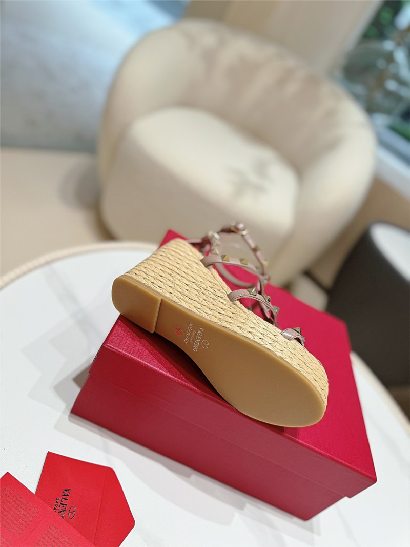 Va1e*ntin0 garavani rockstud wedge sandals beige