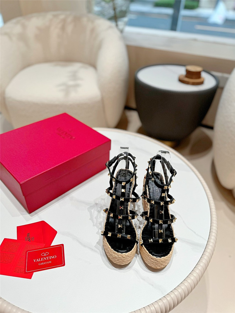 Va1e*ntin0 garavani rockstud wedge sandals