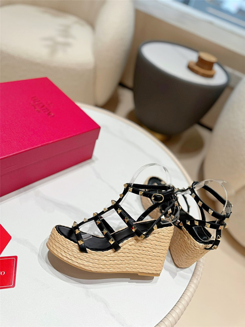 Va1e*ntin0 garavani rockstud wedge sandals