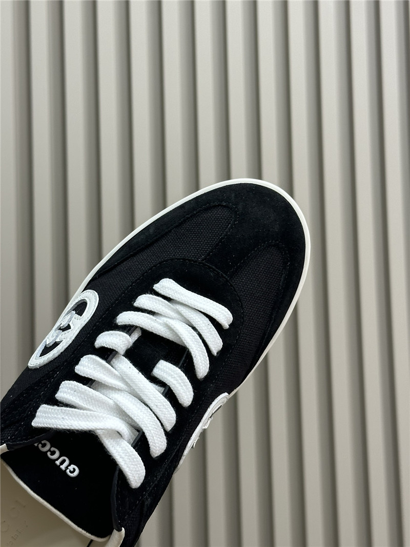 Gvc*1 gg logo lace-up black sneakers
