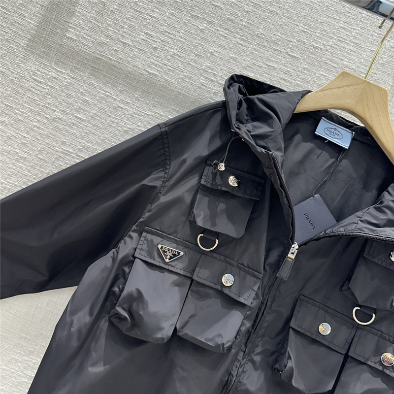 Pra*a new suit replicas clothes