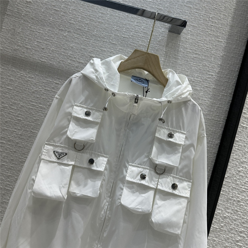 Pra*a new suit replicas clothes