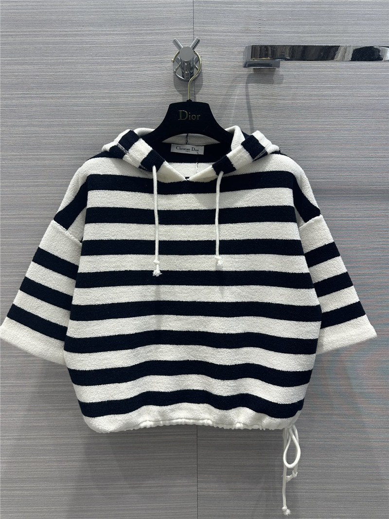 D10r new hooded short sleeve replica designer clothes