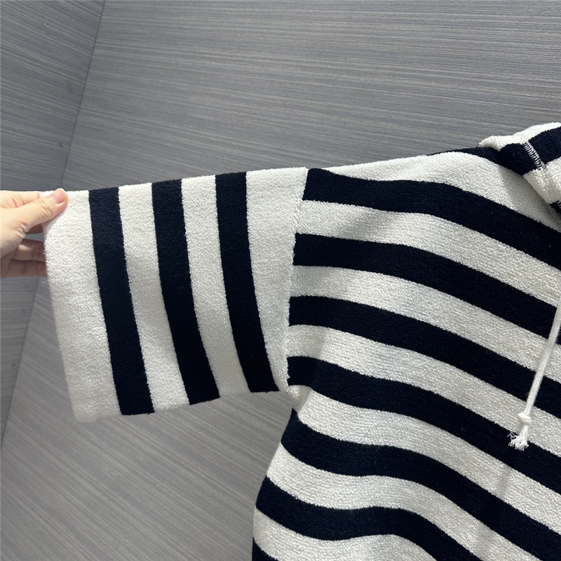 D10r new hooded short sleeve replica designer clothes