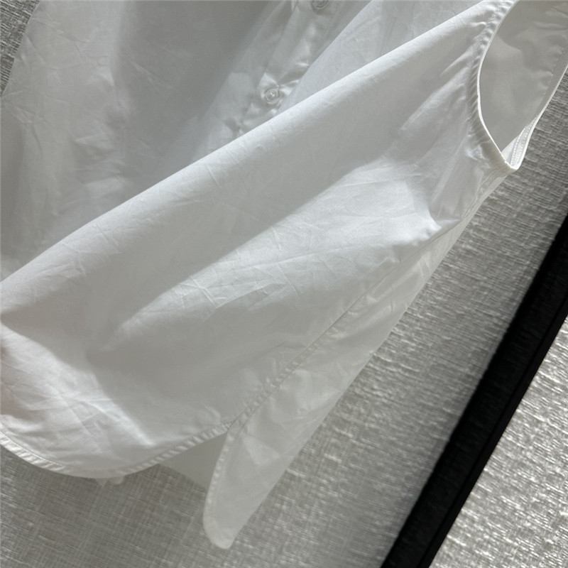 Va1e*ntin0 sleeveless shirt replica clothing