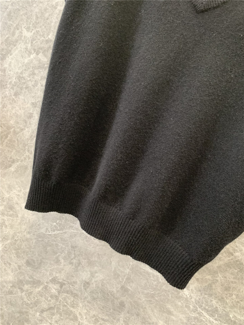 Ce1i*e v-neck knitted vest cheap replica designer clothes