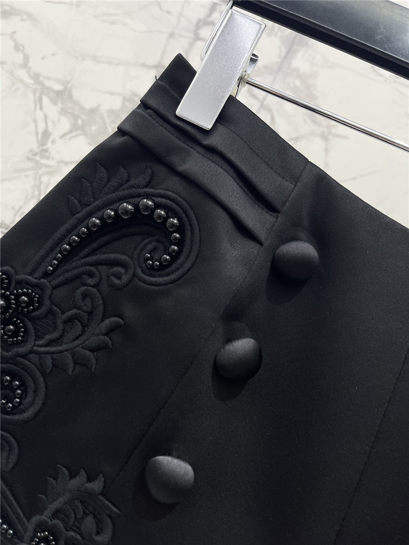 Y51 three-quarter shorts replica clothing