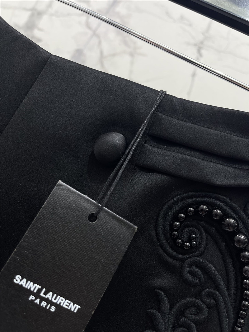 Y51 three-quarter shorts replica clothing