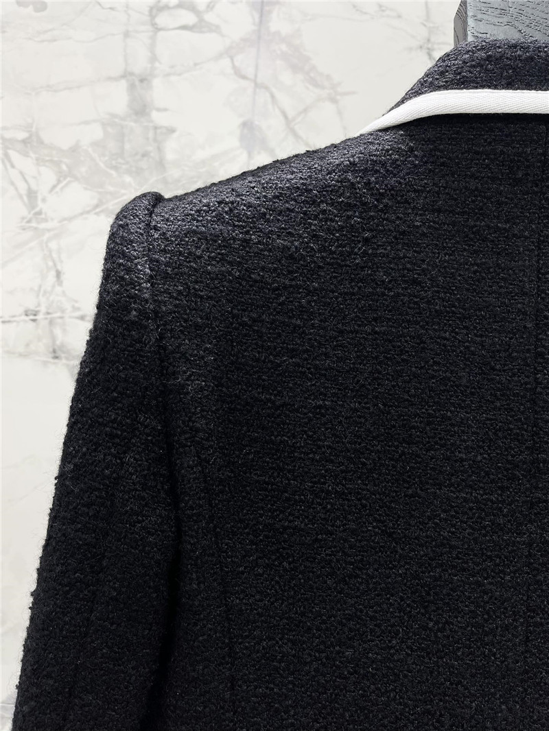 Va1e*ntin0 new suit replica clothing sites